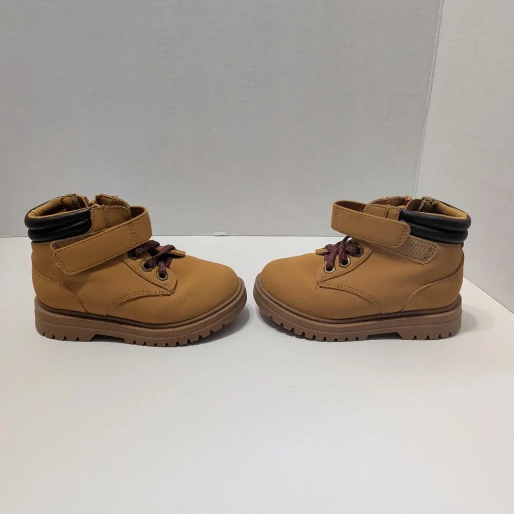 Cat & Jack tan & brown kids boots